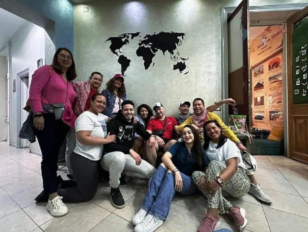 Minerva Grand Hostel カイロ エクステリア 写真