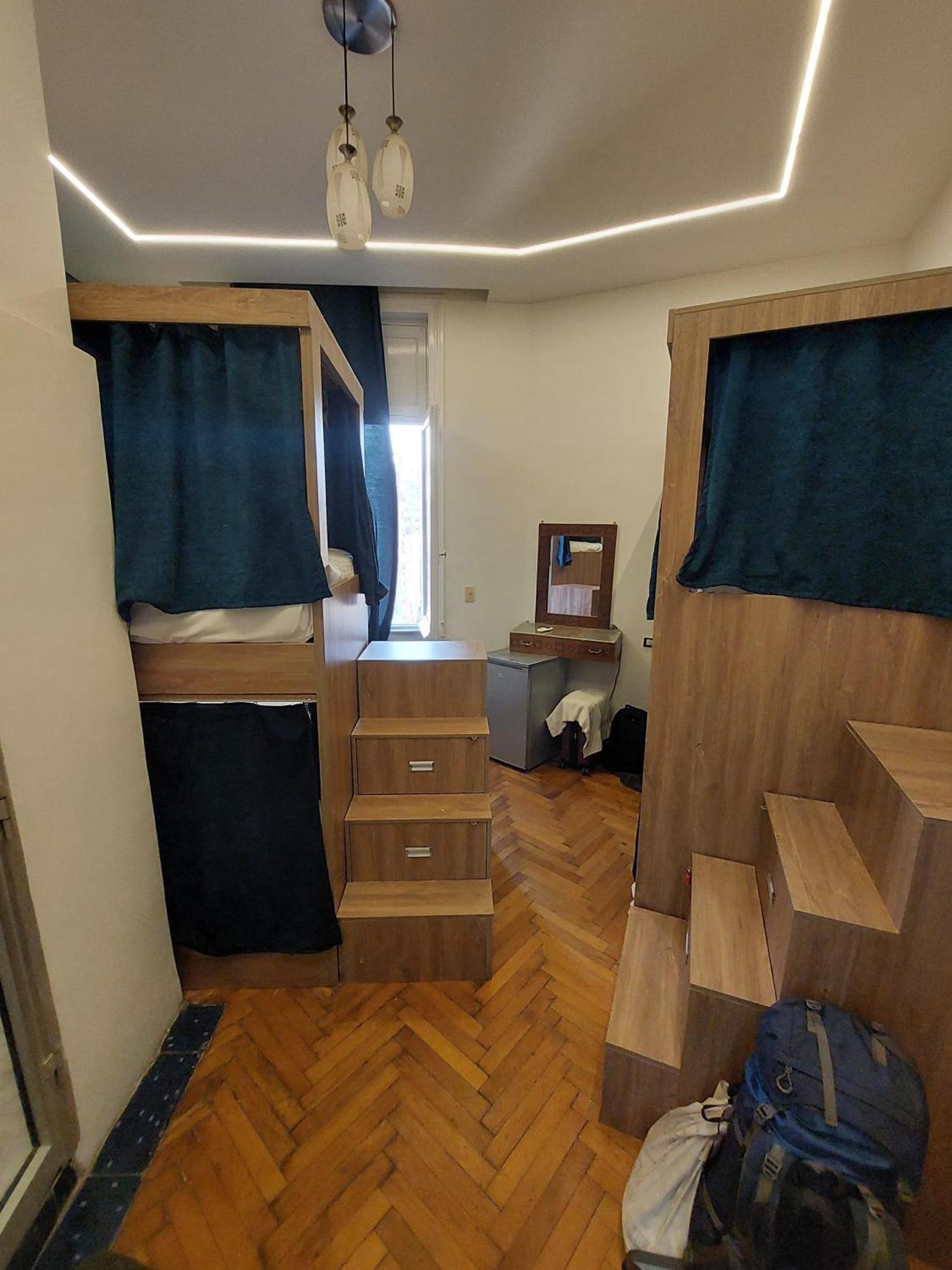 Minerva Grand Hostel カイロ エクステリア 写真